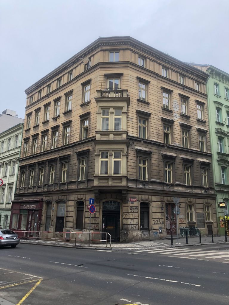 Historická fasáda Praha Krakovská